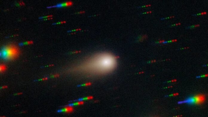 cometa nave alien 3IATLAS cola.peg