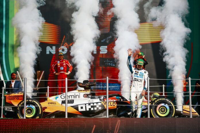 mexico podio lando verstappen mclaren formula1